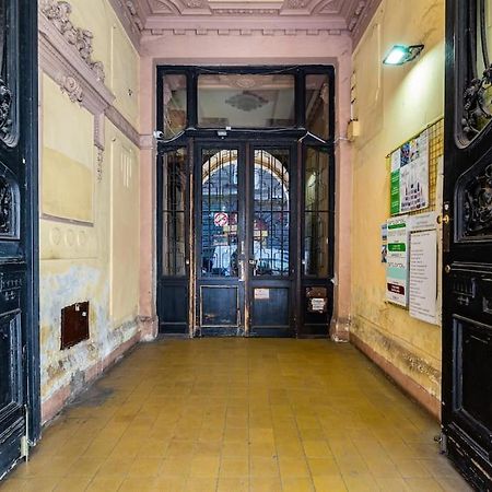 Swarz'S Soho Apartment Budapest Esterno foto